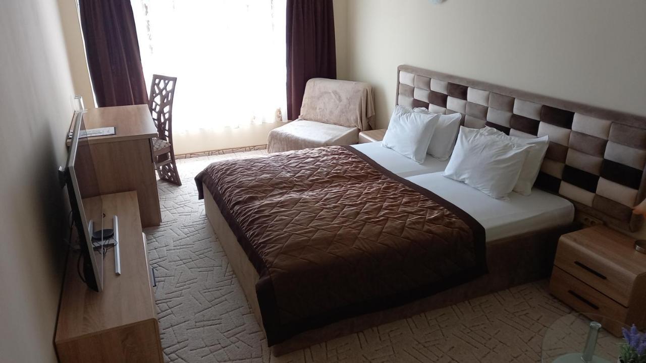 Hotel Dream สตาราซาโกรา ภายนอก รูปภาพ