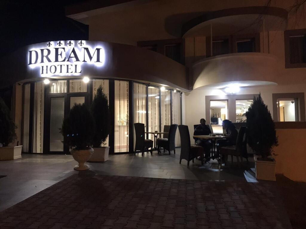 Hotel Dream สตาราซาโกรา ภายนอก รูปภาพ