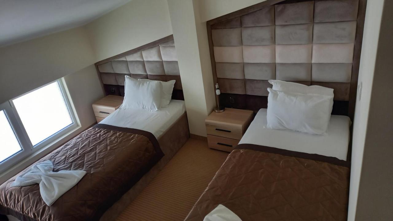 Hotel Dream สตาราซาโกรา ภายนอก รูปภาพ